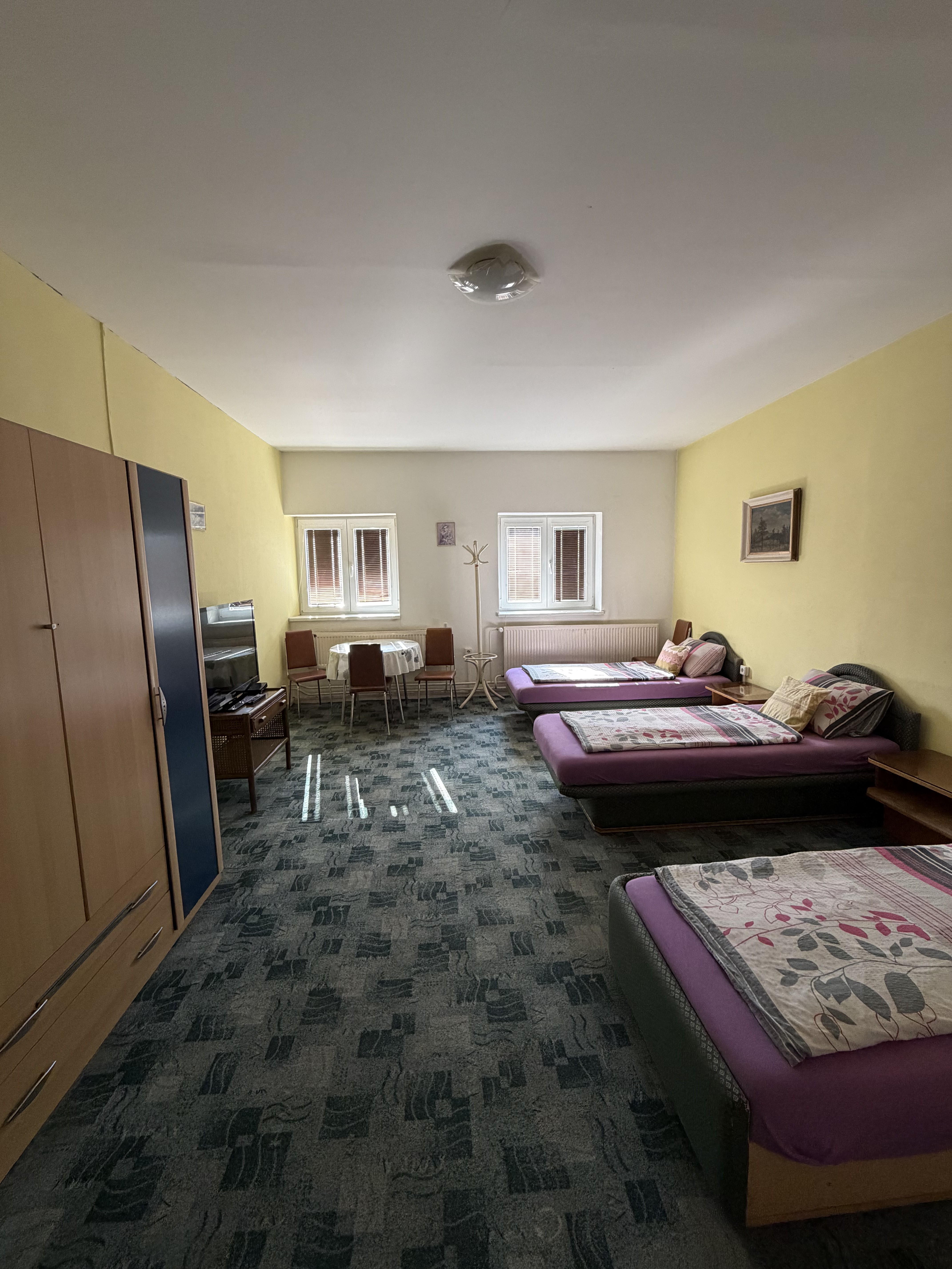 Pokoj 4 — Čtyřlůžkový