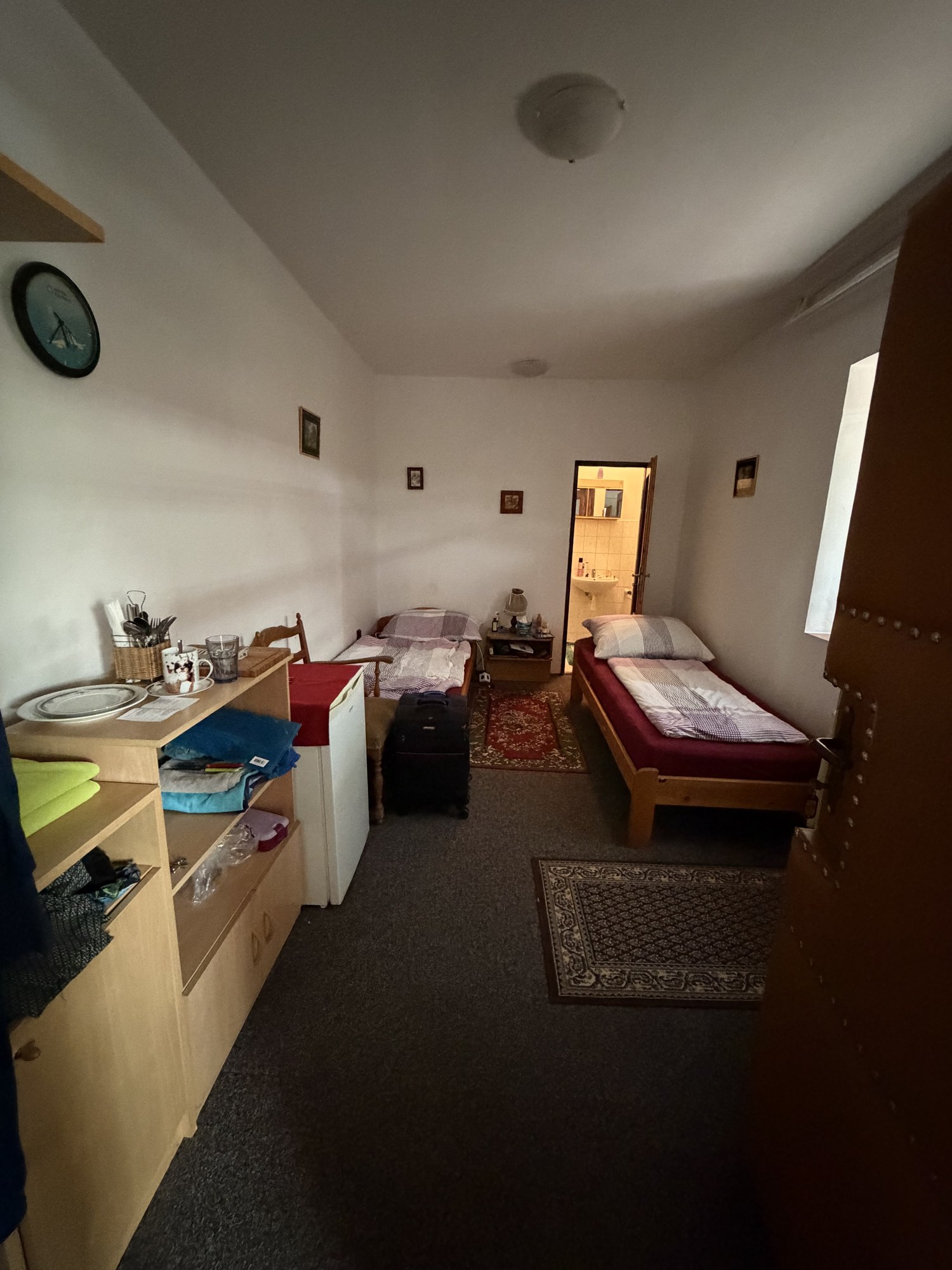 Pokoj 6 — Dvoulůžkový s koupelnou
